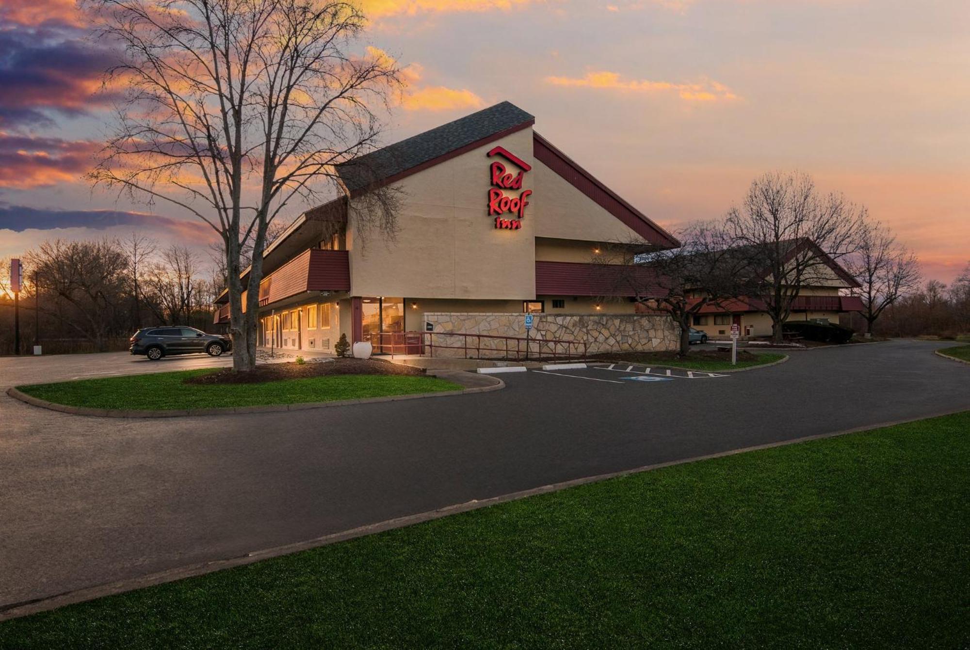 Red Roof Inn Enfield Dış mekan fotoğraf