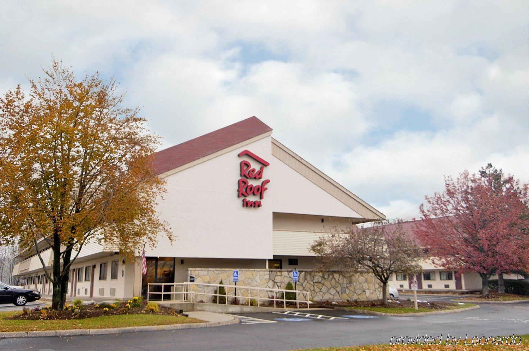 Red Roof Inn Enfield Dış mekan fotoğraf